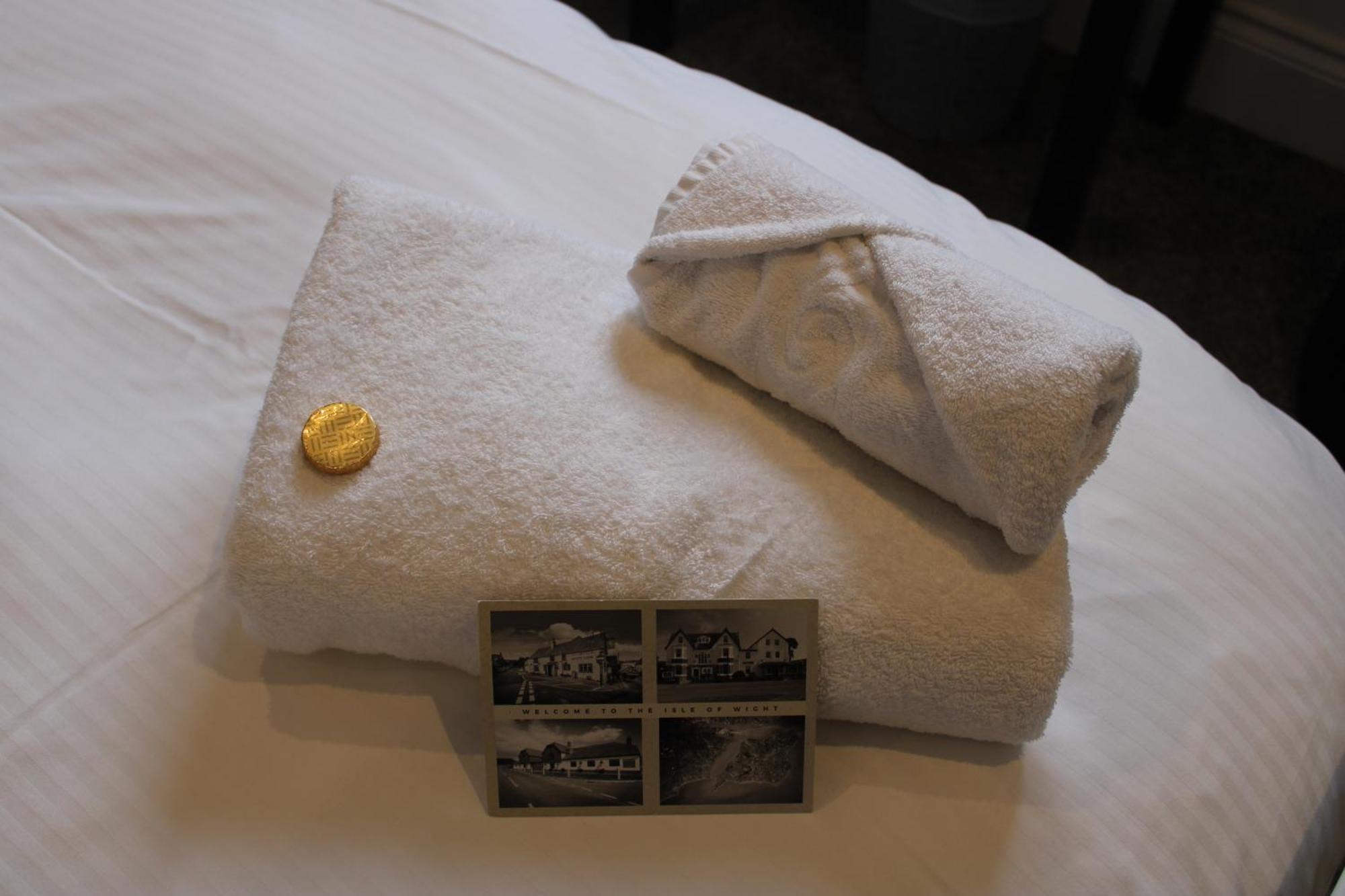 Bed and Breakfast The White Lion Ventnor Esterno foto