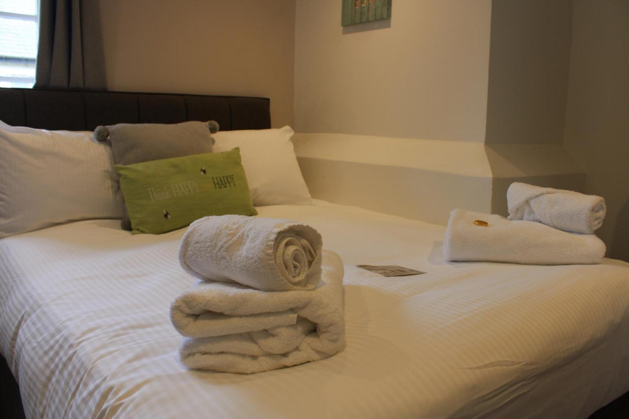 Bed and Breakfast The White Lion Ventnor Esterno foto