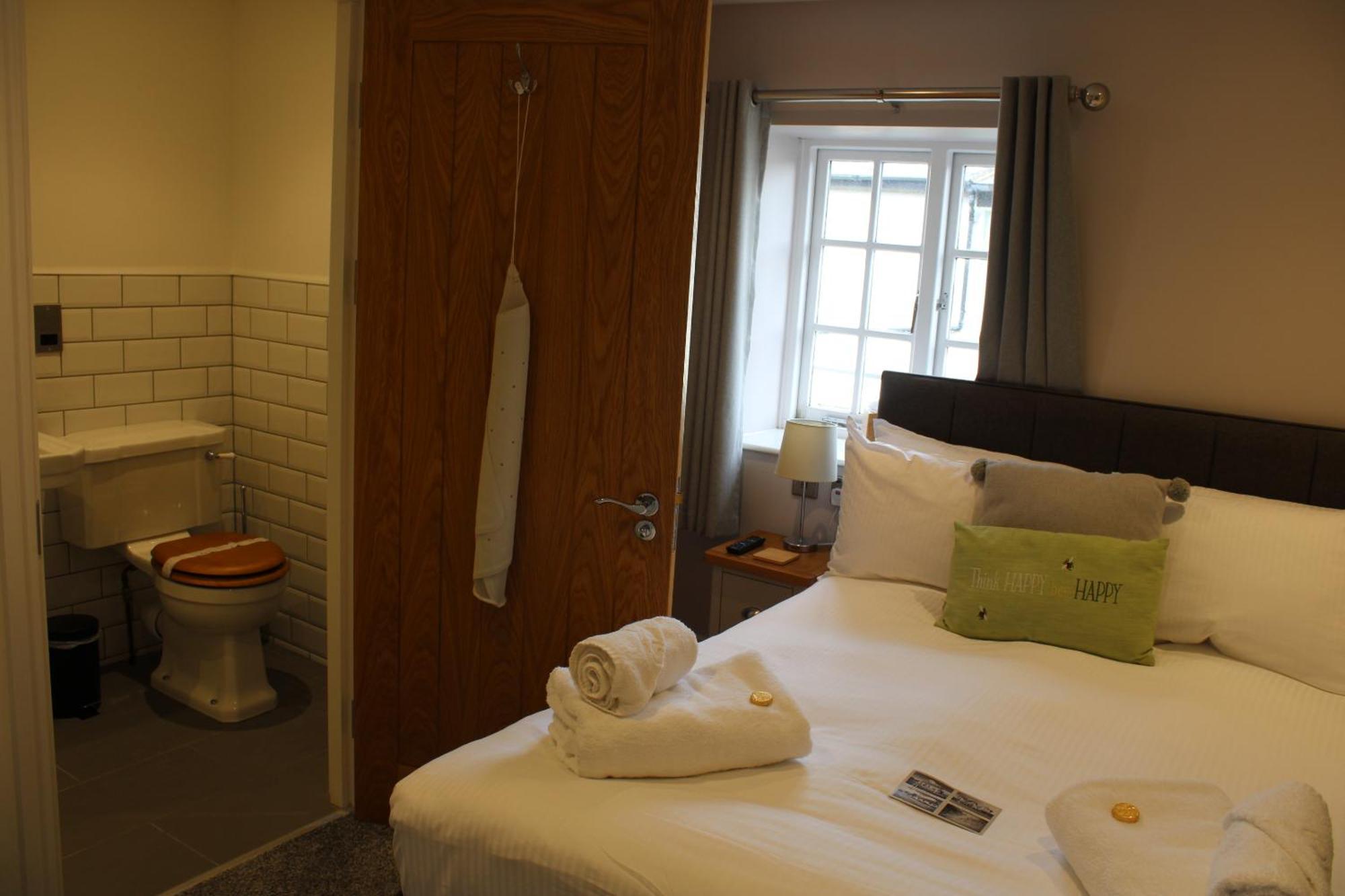 Bed and Breakfast The White Lion Ventnor Esterno foto