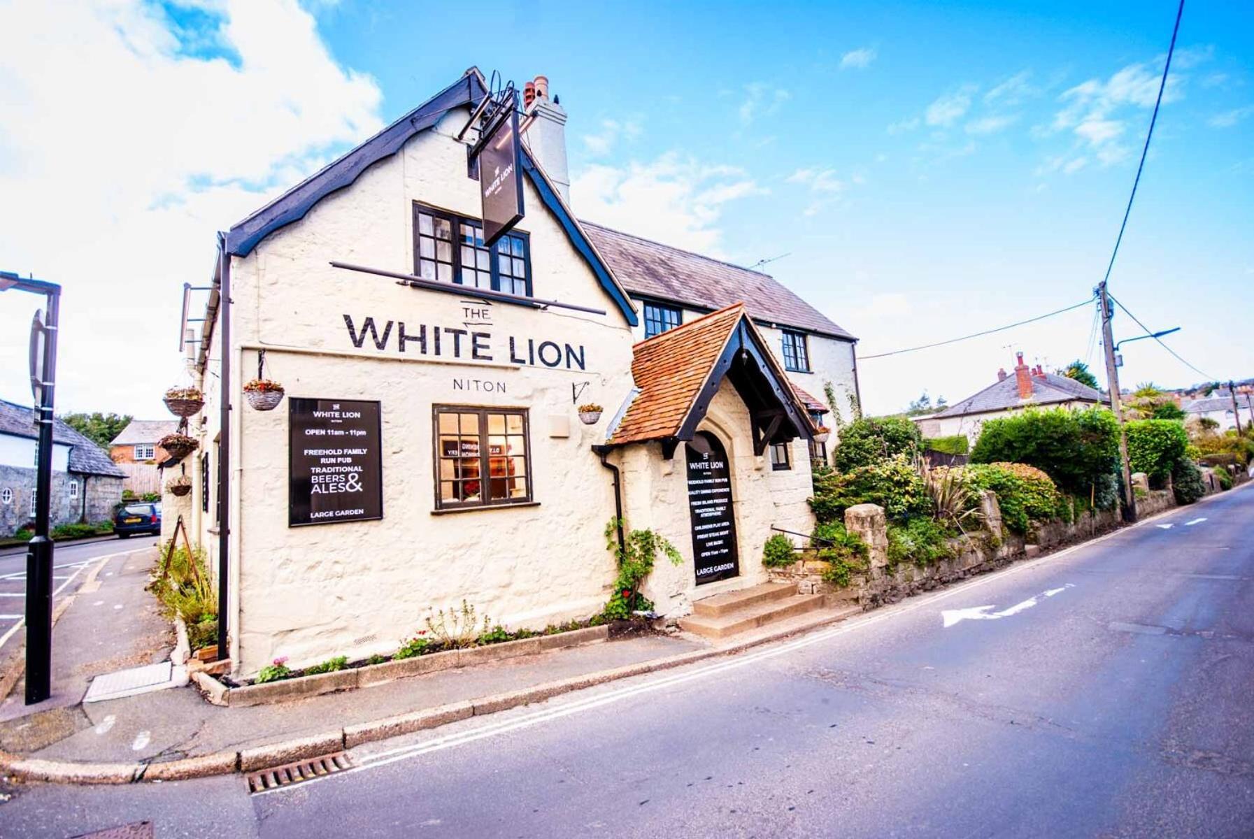 Bed and Breakfast The White Lion Ventnor Esterno foto